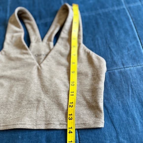 Quince V-Neck Cropped Tank Sport bra Size XS - Picture 6 of 7